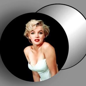 Marilyn Monroe Mirror Hollywood Makeup Artist